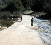 FRA003 Creek cross