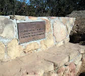 MMU003 Stone bench